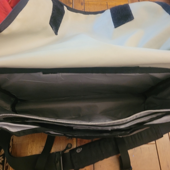 Timbuk2 laptop messenger bag - Picture 13 of 16